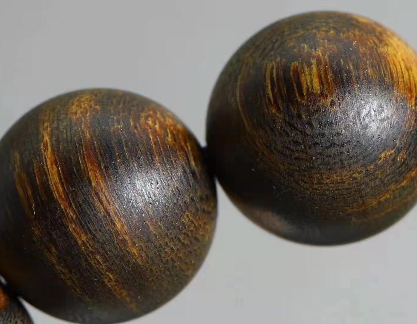 真假越南沉香手串图片鉴别,沉香手串真假怎么鉴别