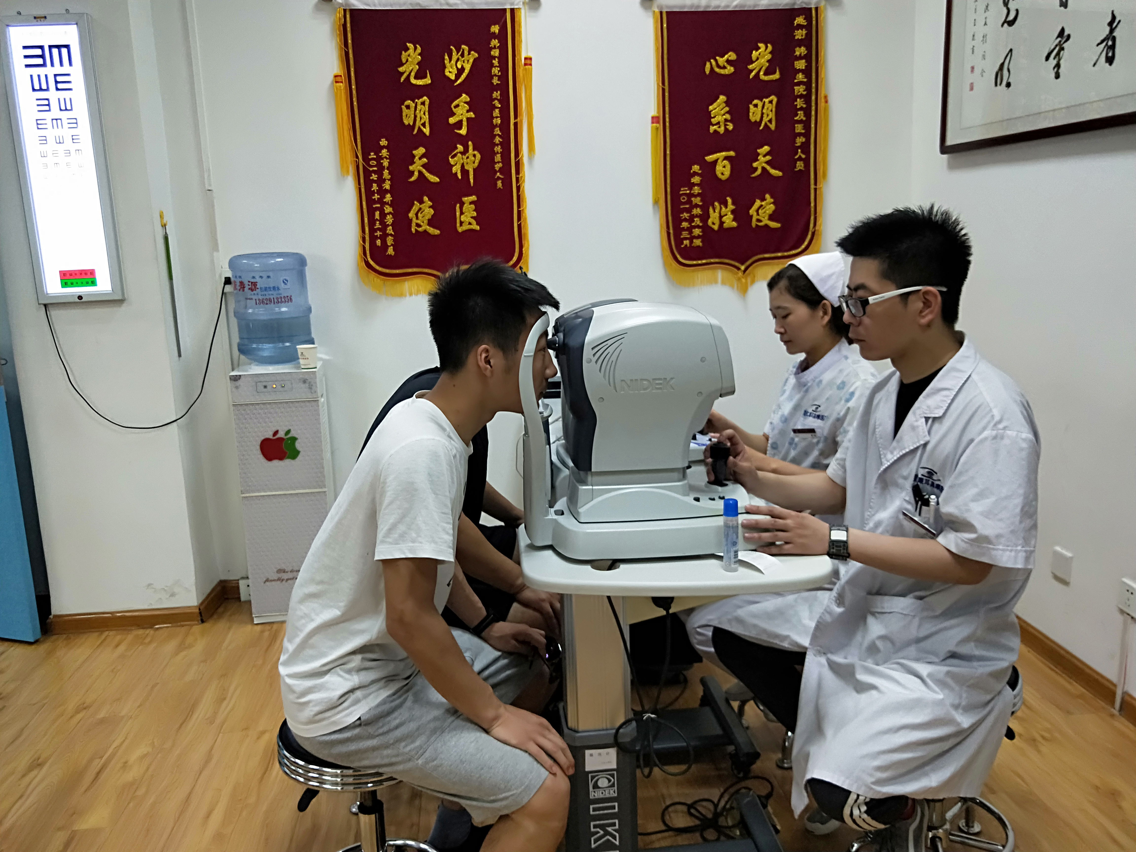 参军入伍、毕业就职，你的眼睛视力达标了吗？5月23（周六）特邀专家手术需要摘镜的伙伴提前预约啦！