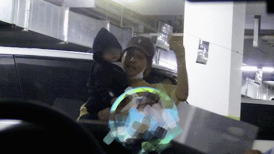 白百何带二胎儿子出门玩耍,白百何二胎是女孩还是男孩