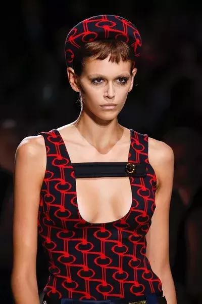 最热门的5款发型,2019年流行的女士发型