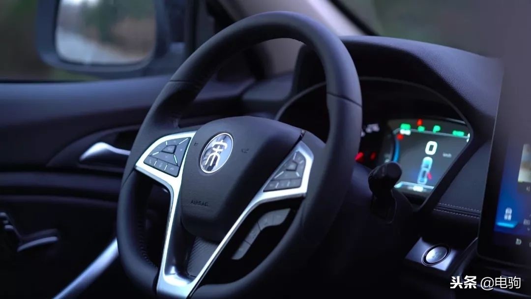 宋ev500纯电动版,比亚迪宋纯电动ev500试驾视频