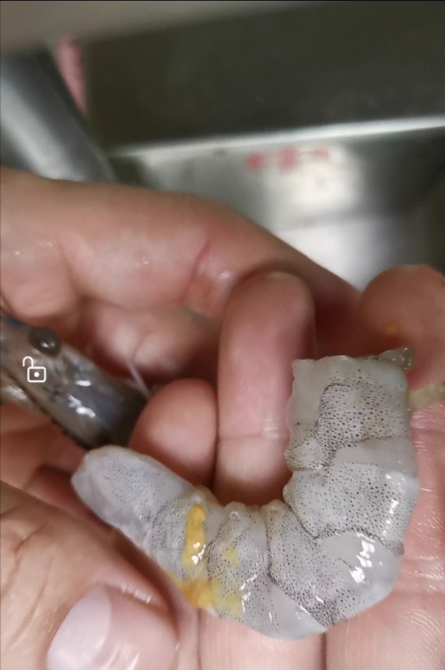 青岛大虾跟菠菜美食总决赛获奖菜品,老人孩子见了抢着吃