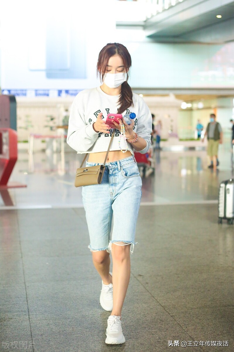 袁姗姗在煎饼侠的造型,袁姗姗云巅之上惊艳