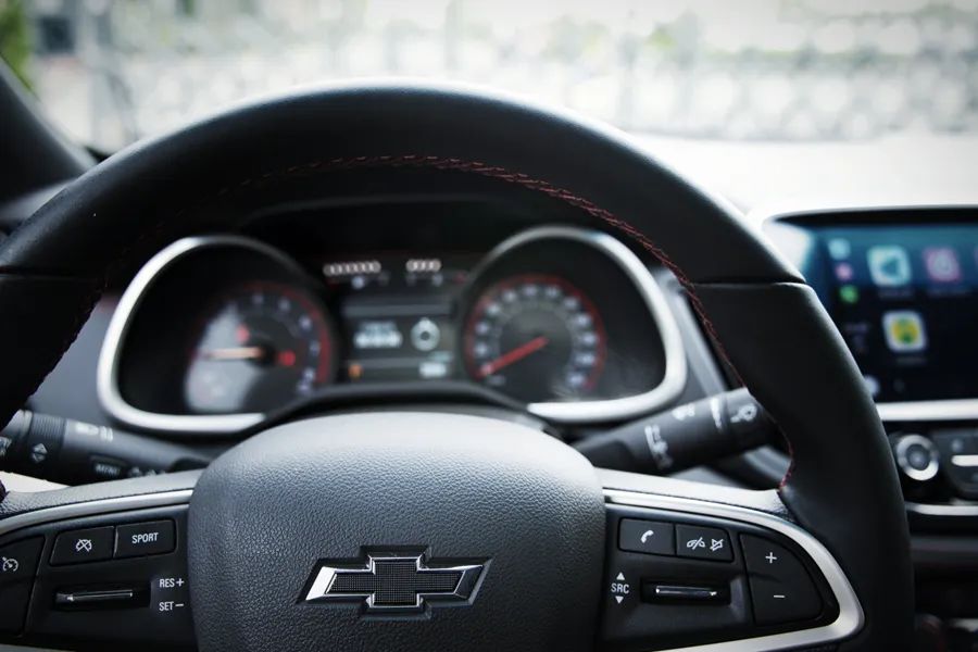 雪佛兰科鲁泽轻混实测,雪佛兰科鲁泽轻混版试驾