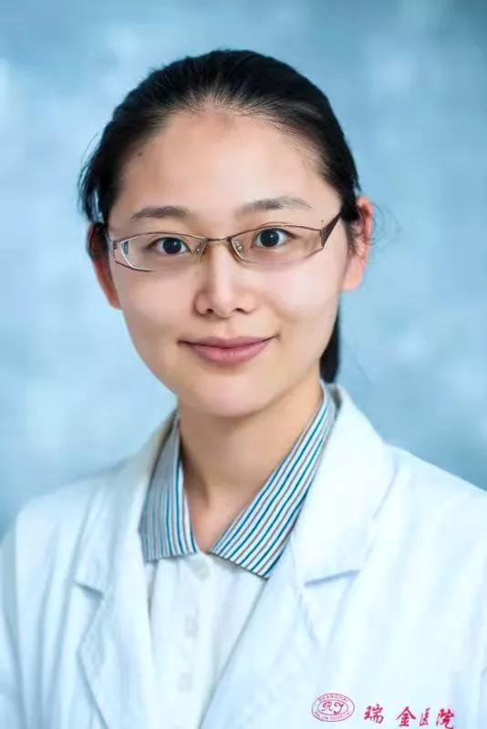 少量胸闷胸腔积液会引起什么,胸腔积液引起的胸闷憋喘