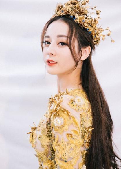 跑男团为baby追星视频,跑男团看黄旭熙蔡徐坤跳舞