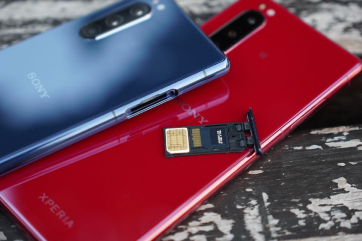 一部美到犯罪的手机，对不起，索尼已经很久没让我这么兴奋了