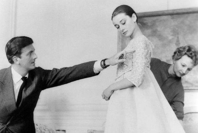 友情之上爱情之下的关系如何保持,世上有一种感情胜过爱情和友情