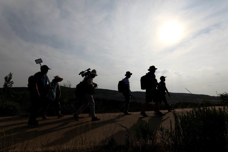 探访老党员活动记录,不忘初心牢记使命老党员走访纪实