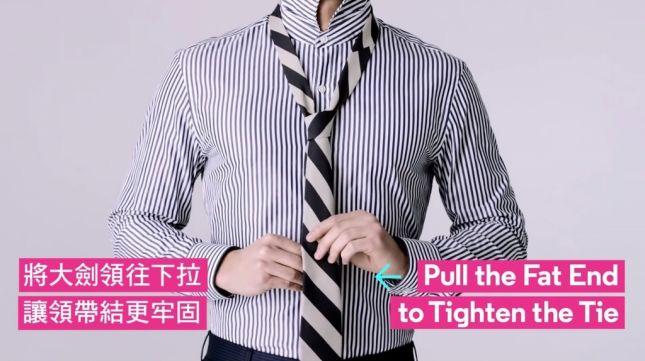 儿童松紧带领带打法图解,小学生假领带打法图解