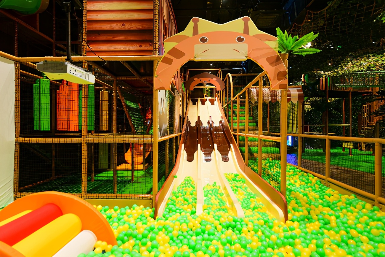 重庆佛罗伦萨小镇公园,重庆佛罗伦萨小镇奇幻乐园