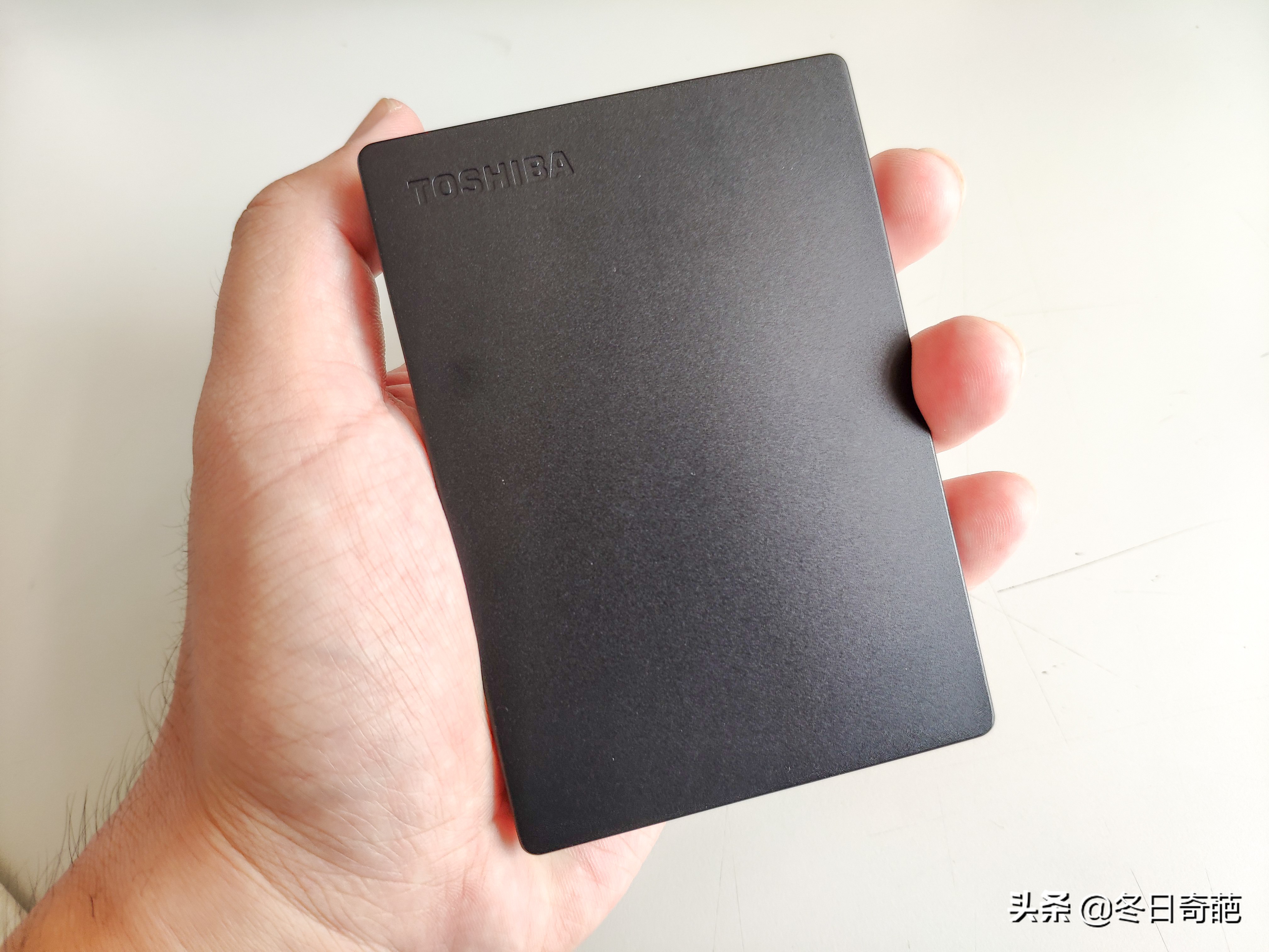 东芝移动硬盘slim真假区别,东芝移动硬盘slim4