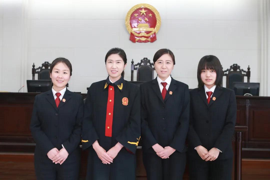 法院多元调解速裁工作会,法院速裁先进事迹材料范文