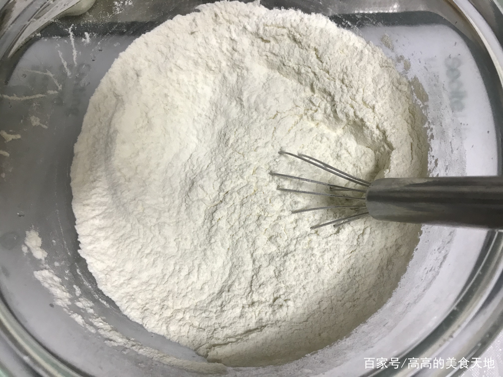 花1000学的炸油条做法,香酥油条配方和制作方法