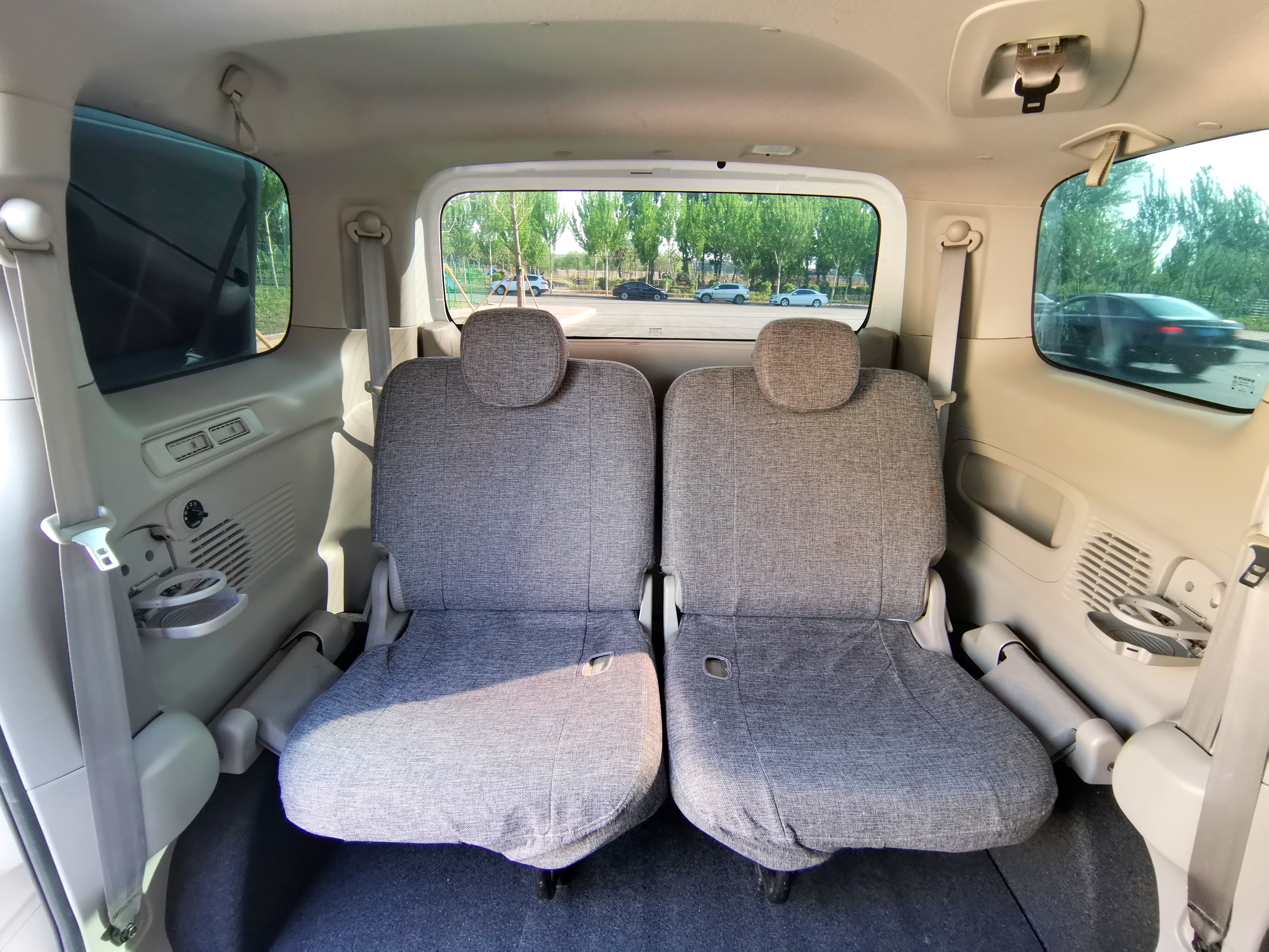 2017郑州日产nv200多少钱手动,深圳郑州日产nv200最新款