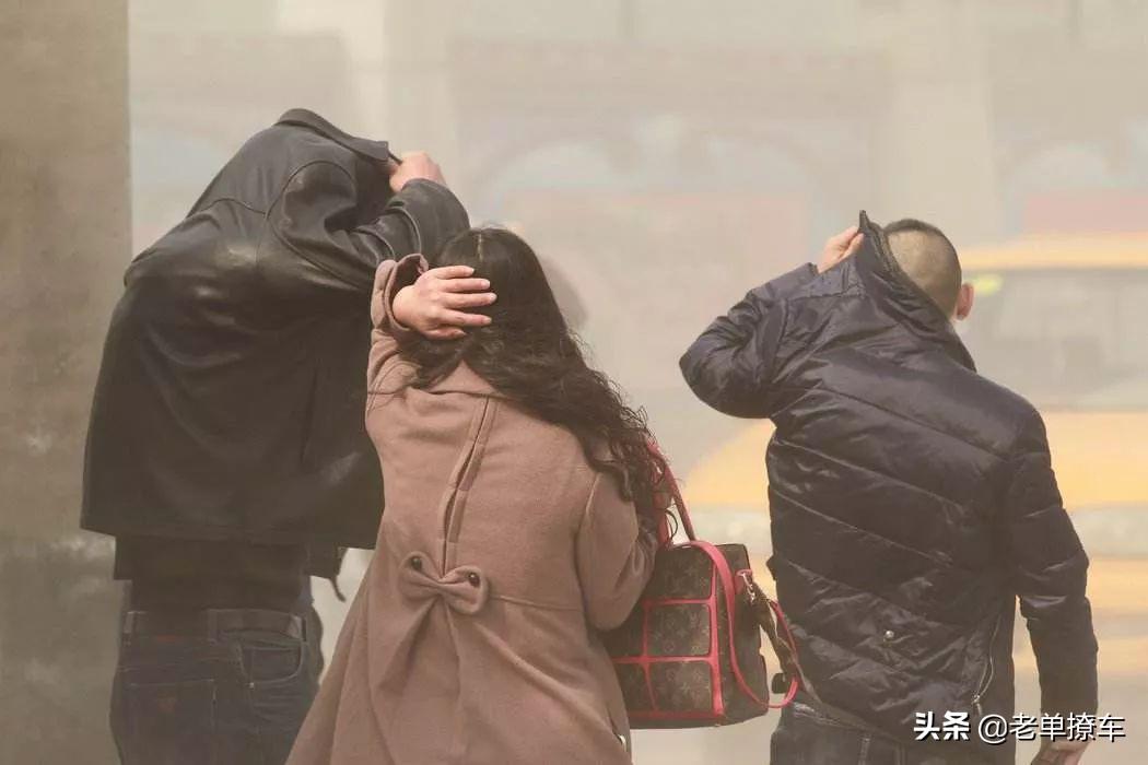 汽车水箱冷凝器脏的危害,发动机冷凝器过脏的表现