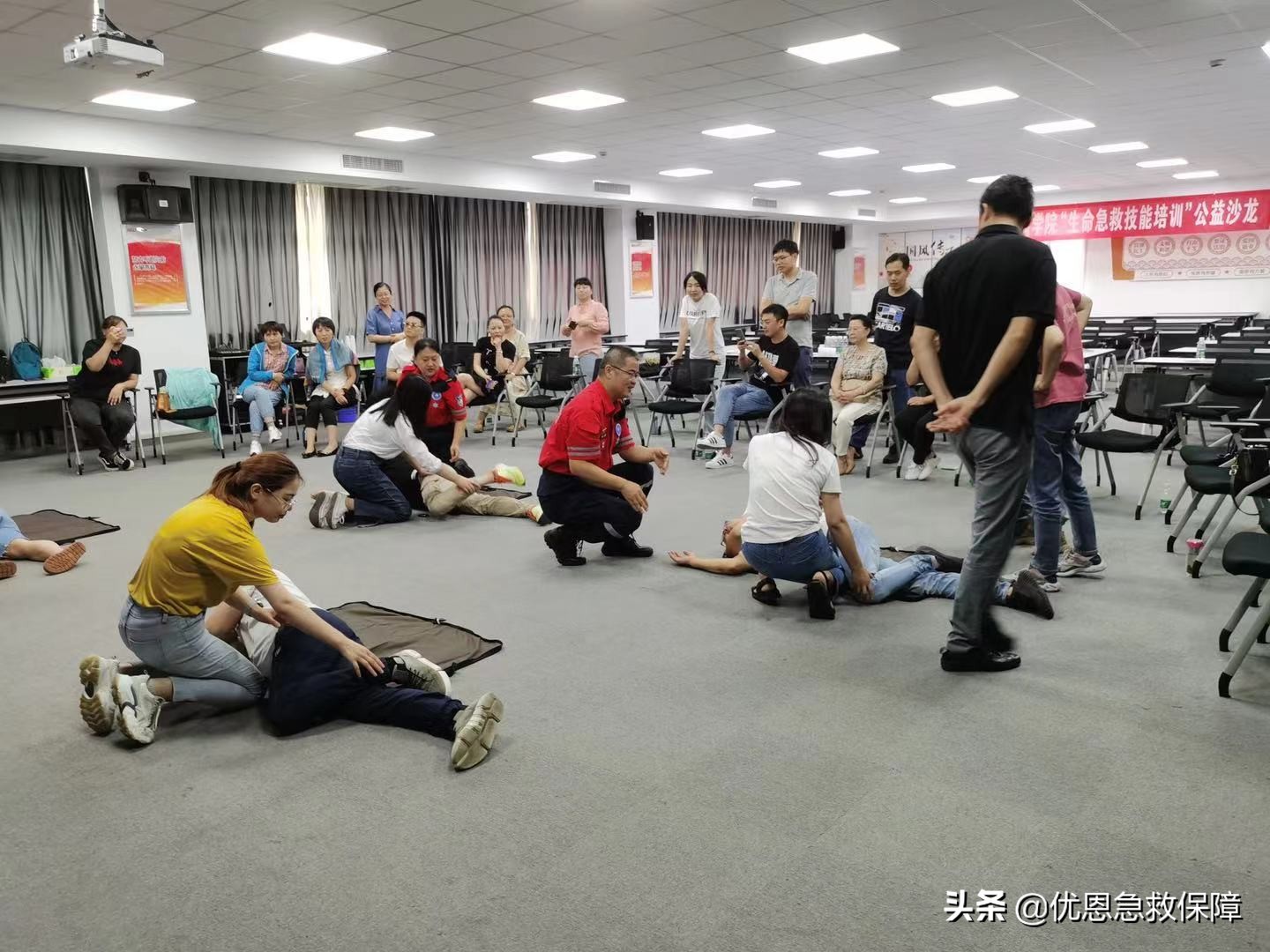优恩急救培训走进常州龙腾商学院