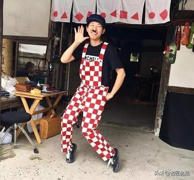 想不想开？这个贴着小胡子的女生，做出全世界最可爱的汽车