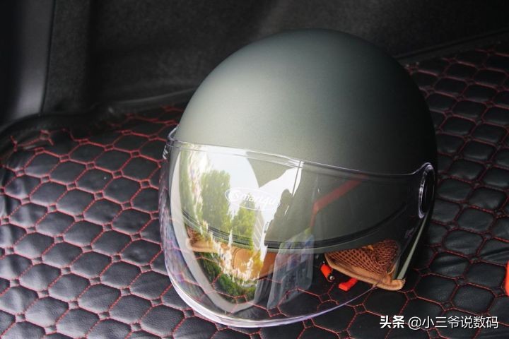 smart4u城市智能头盔测评,smart4u头盔和小牛头盔哪个好