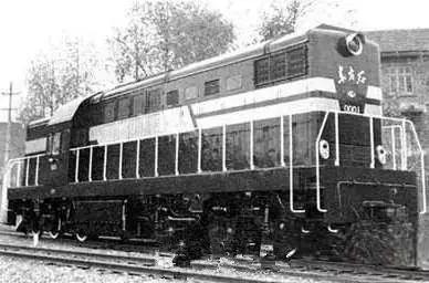 内燃机火车头都有哪些样子,中国内燃机车火车头