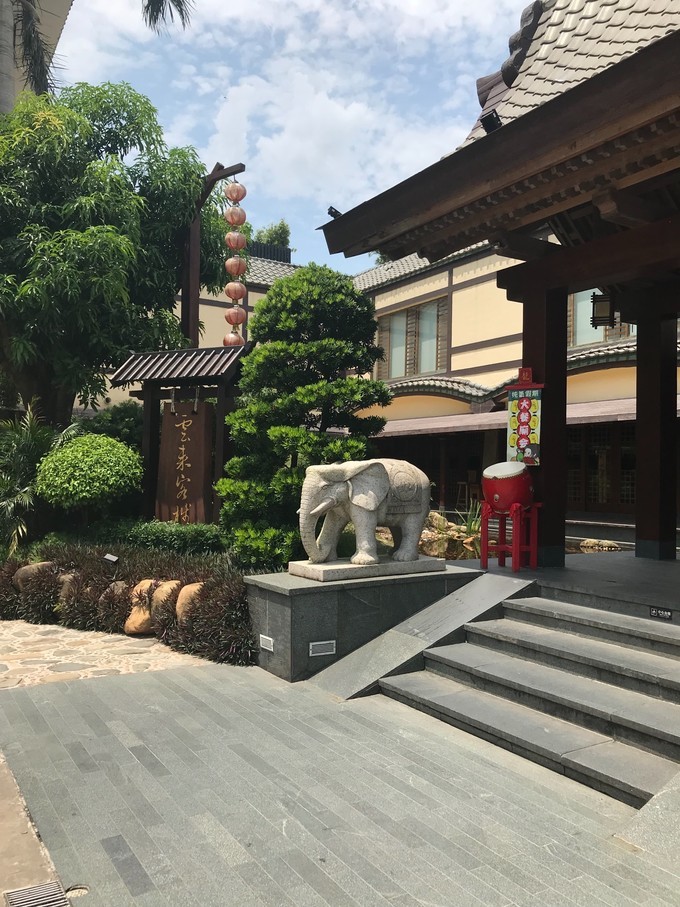 推荐一下珠海泡温泉的地方,珠海御温泉泡温泉看日落