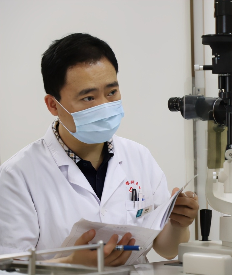 眼睛红肿疼是什么炎症,眼睛发炎为什么只会一只眼睛