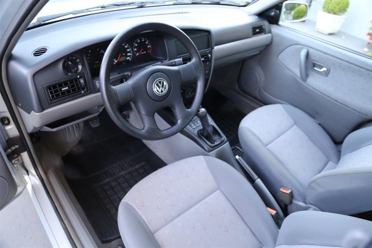 2010年二手桑塔纳价格,16年的二手桑塔纳值多少钱