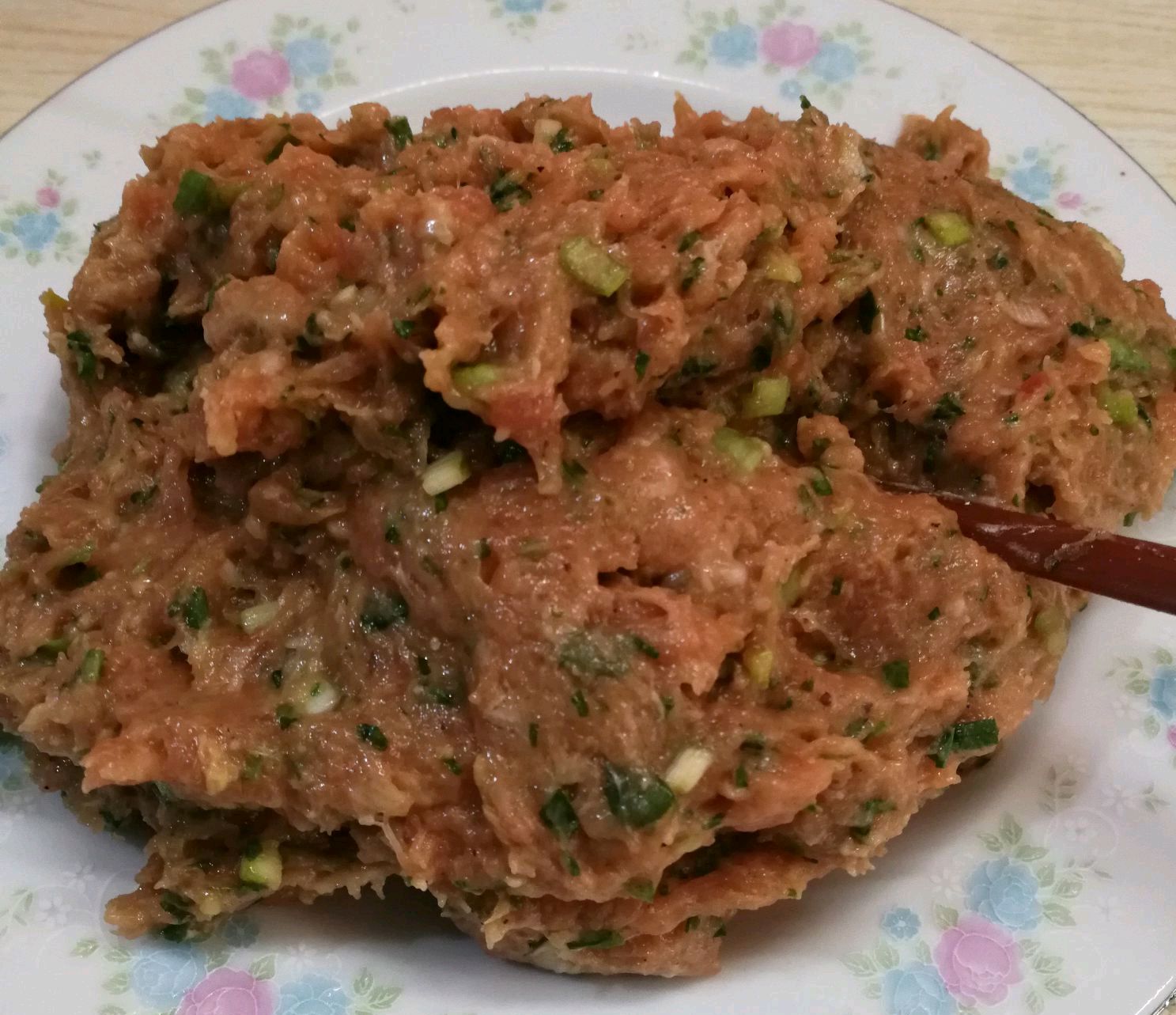 开馄饨店不会调馅，店主教你简单调馅方法，学会可以轻松开店