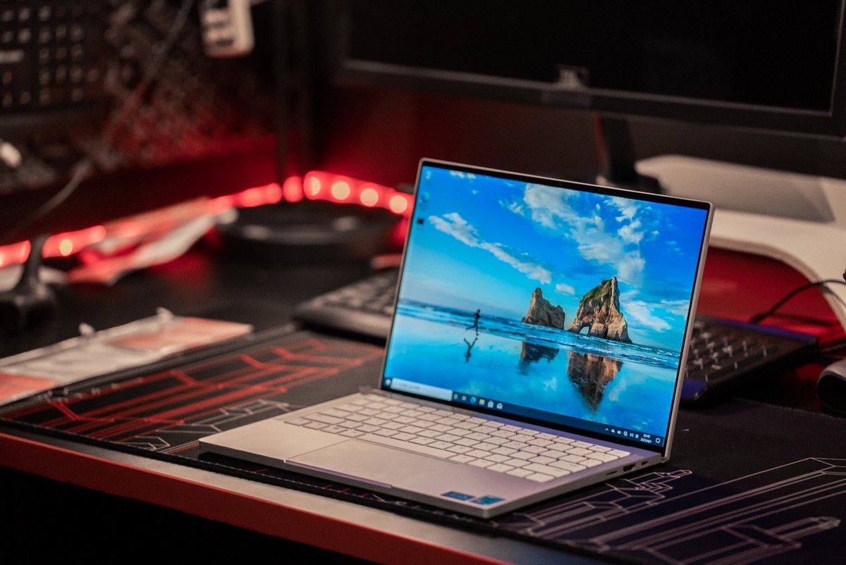 razerbook11代,razerbook轻奢游戏本