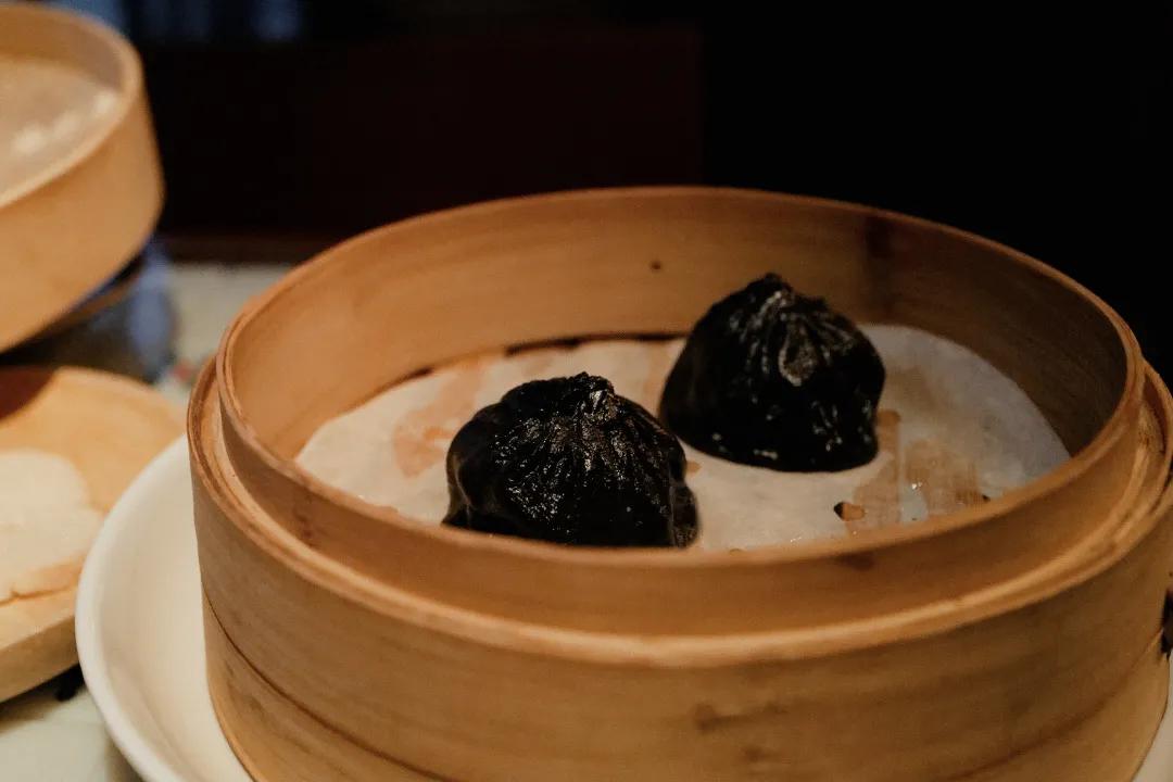 在上海的天花板酒吧“闯关”,喝到第五杯我悟了