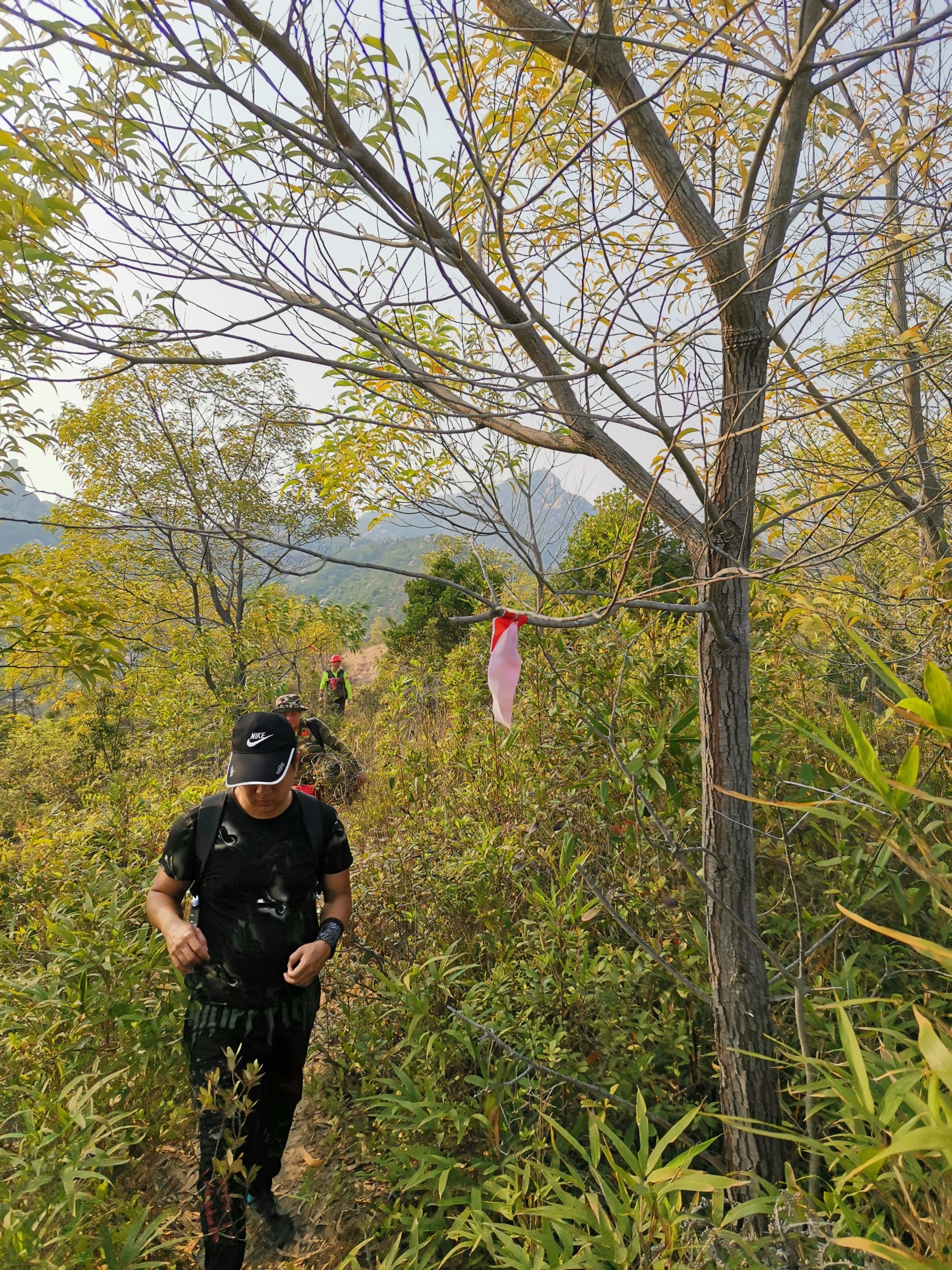 乌山三石连登快乐之旅星期六登山队