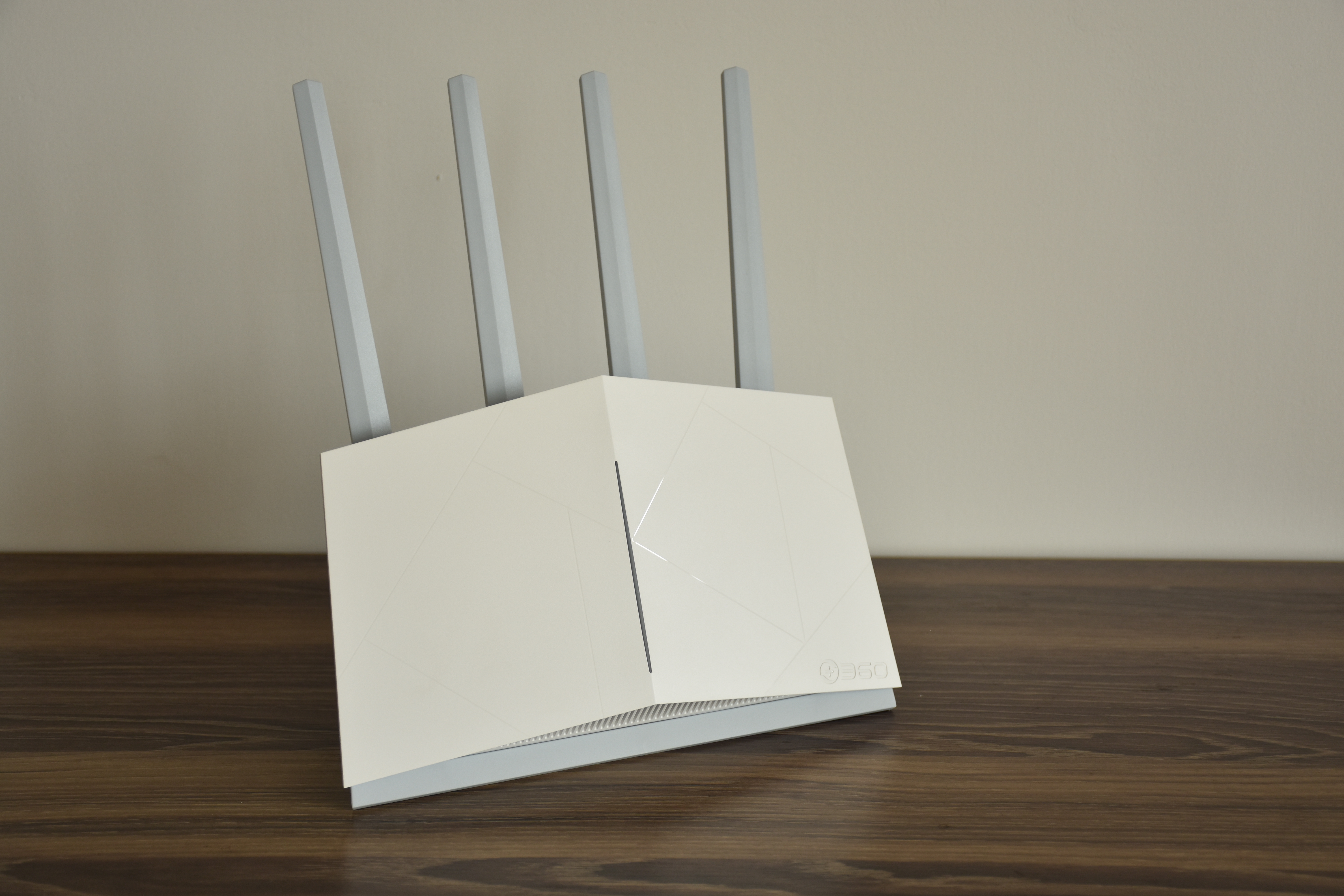 360家庭防火墙路由器防蹭网,360家庭防火墙路由器黑科技设置