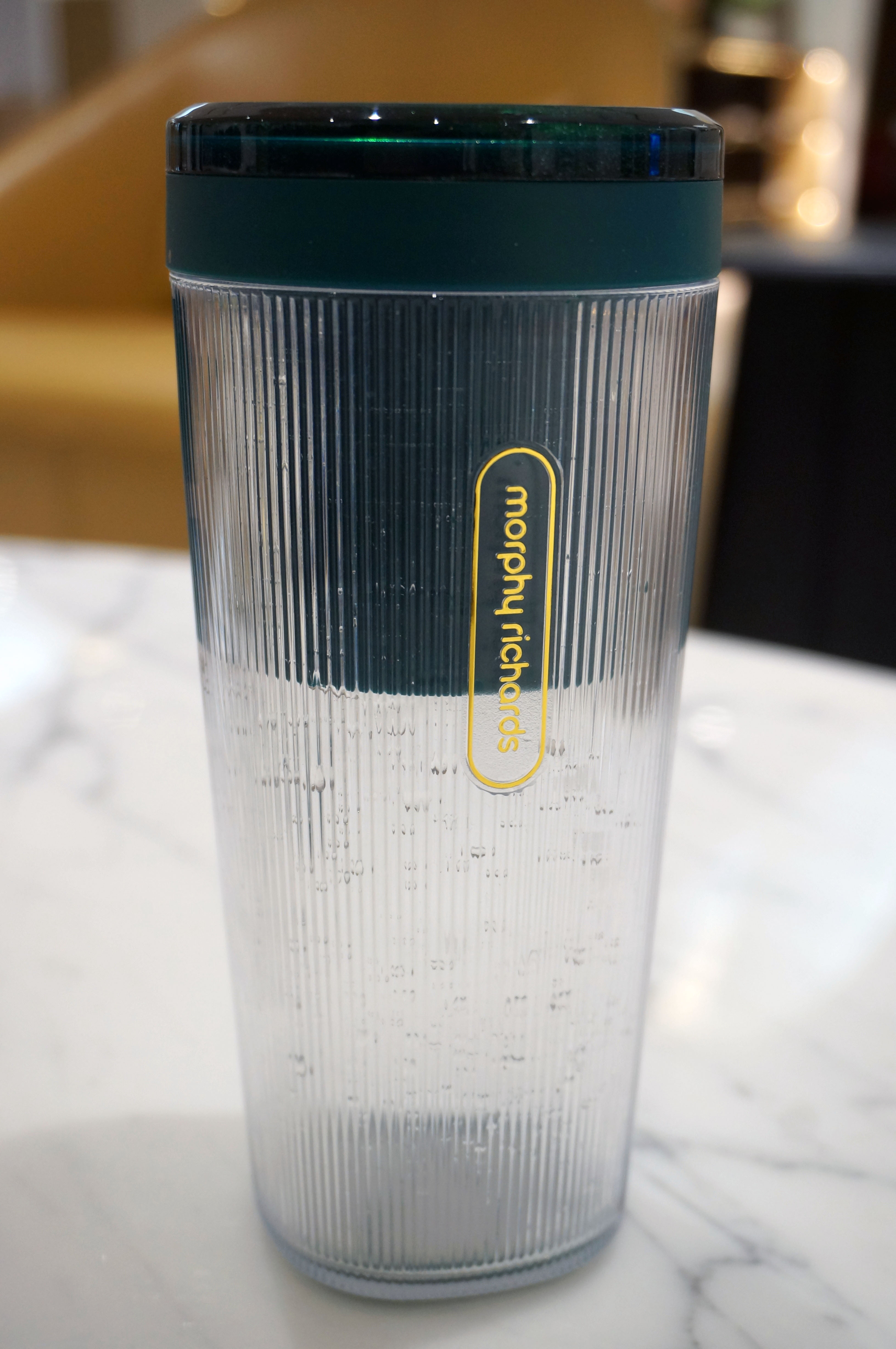 摩飞便携榨汁杯无线充电,摩飞多功能榨汁桶充电无线