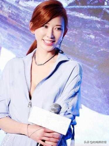 44岁林志玲穿深v裙,林志玲穿深v吊带裙