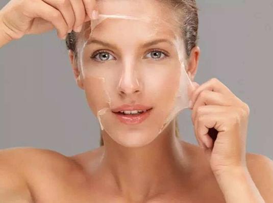 化妆为什么步骤正确还卡粉,为什么冬天化妆容易卡粉不服帖