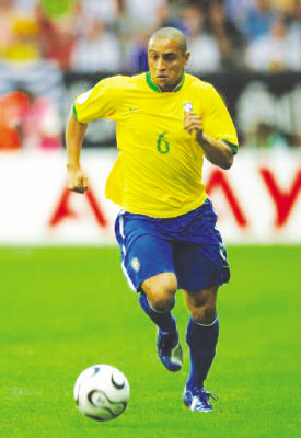 当今足坛十大重炮手,足坛近20年重炮手