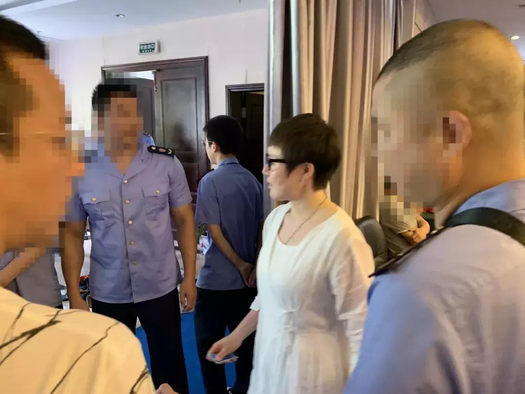 惊天黑幕!记者*底卧**120小时,深入泰顺禅修班,暗访视频首次曝光