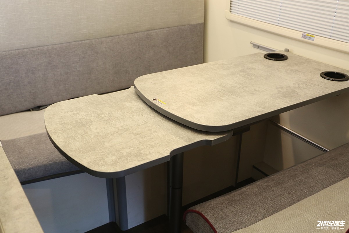 览众自由炮皮卡b型房车价格,2024款览众自由炮房车测试