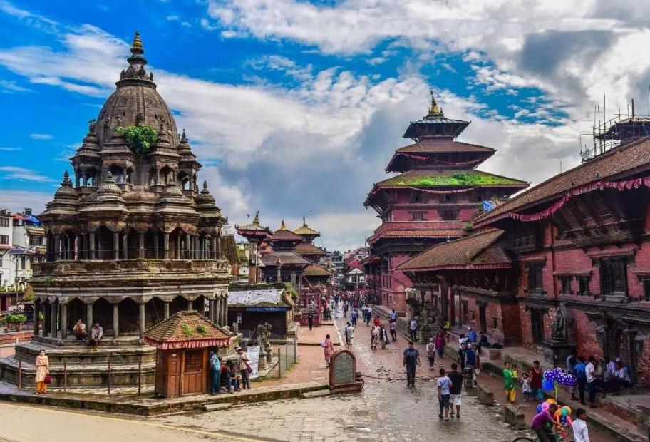 3大假珠宝集中地，游客花了很多钱，却还是被坑