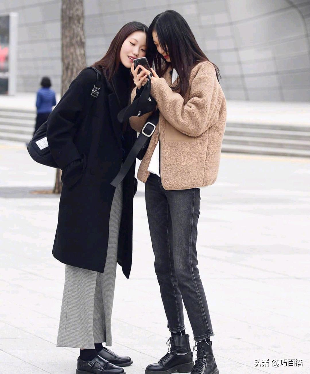 韩国美女明星夏街拍穿搭,韩国时装周潮人牛仔外套街拍