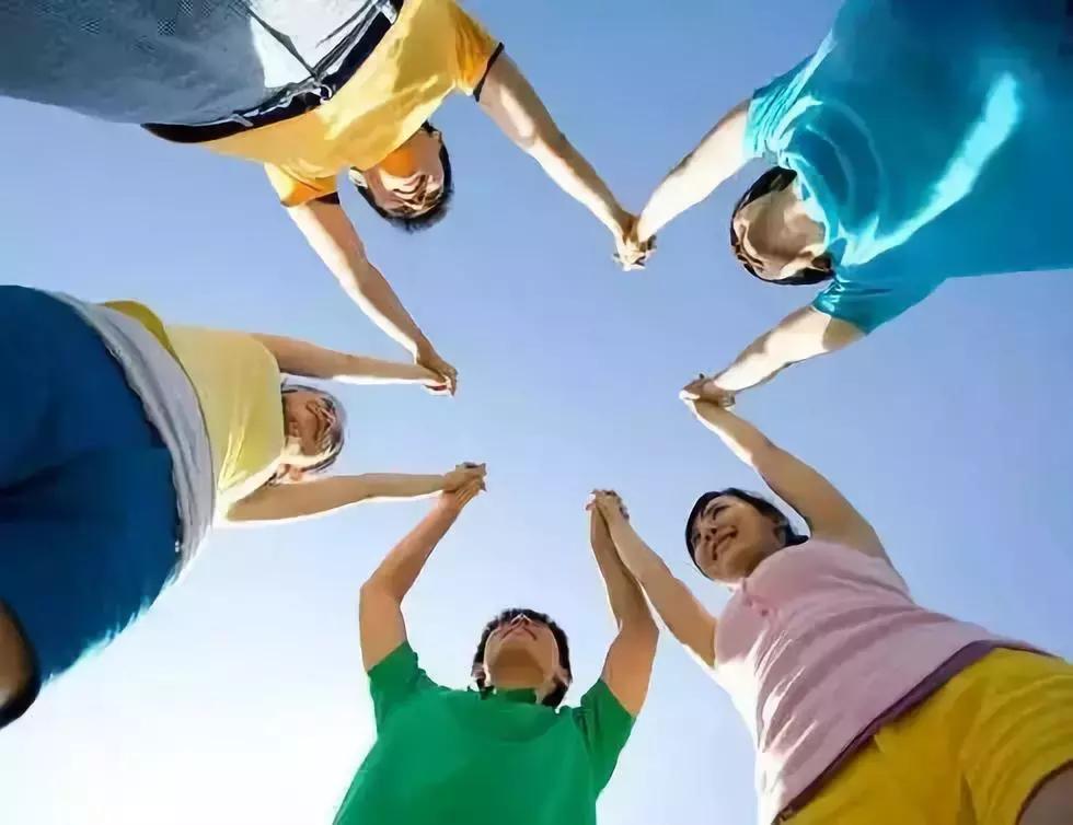 纪念五四运动奋斗的青春更美丽,燃青春忆往昔纪念五四运动104周年