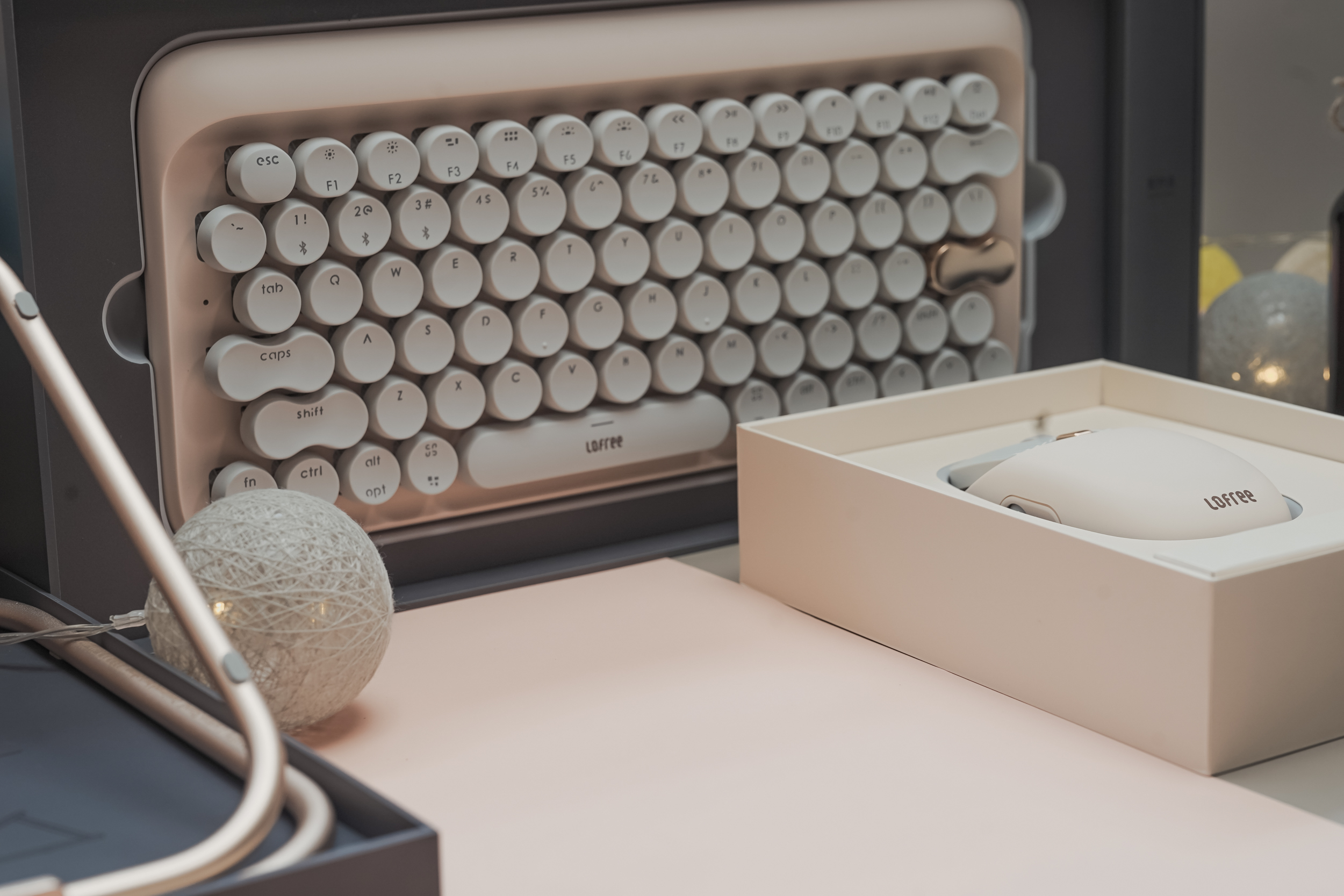 lofree洛斐桌面键鼠套装体验,洛斐键鼠套装值得买吗