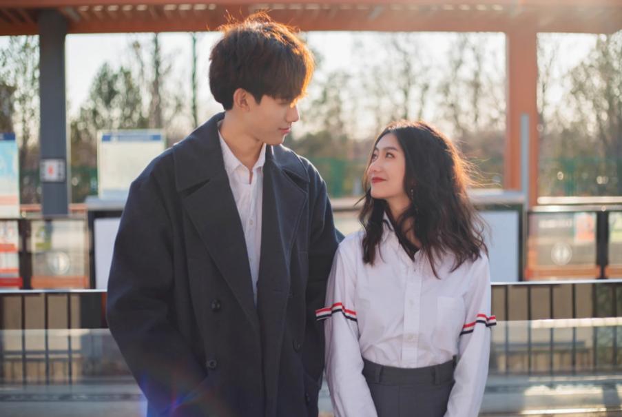 亲密关系中有了距离感怎么办,恋爱中两个人在一起怎么办