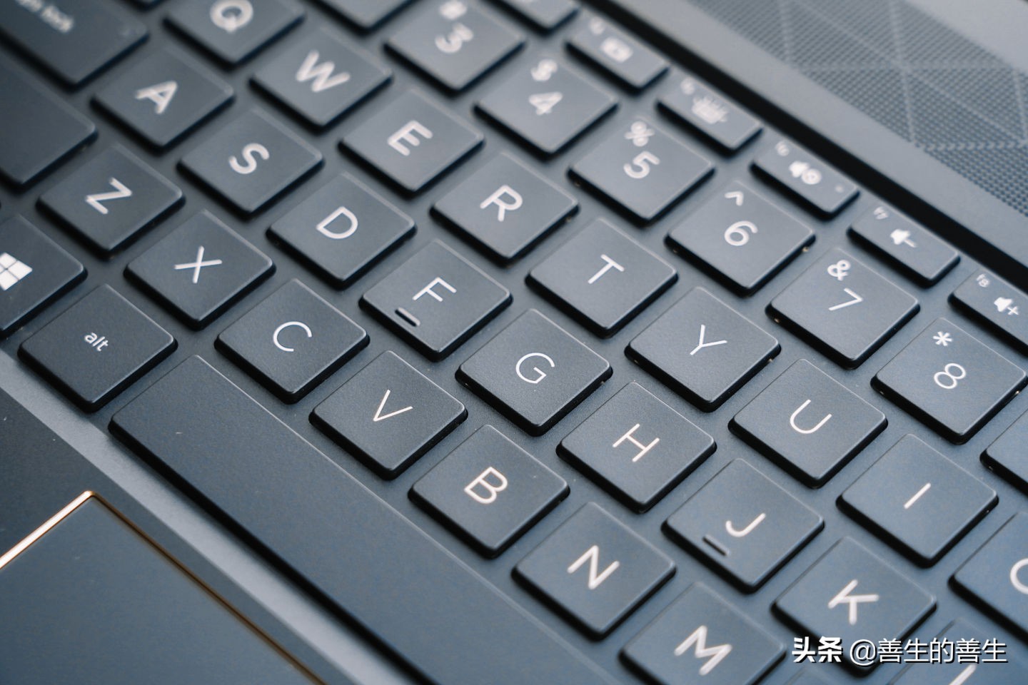 惠普spectrex36015深度测评,跟惠普spectrex360造型一样的笔记本