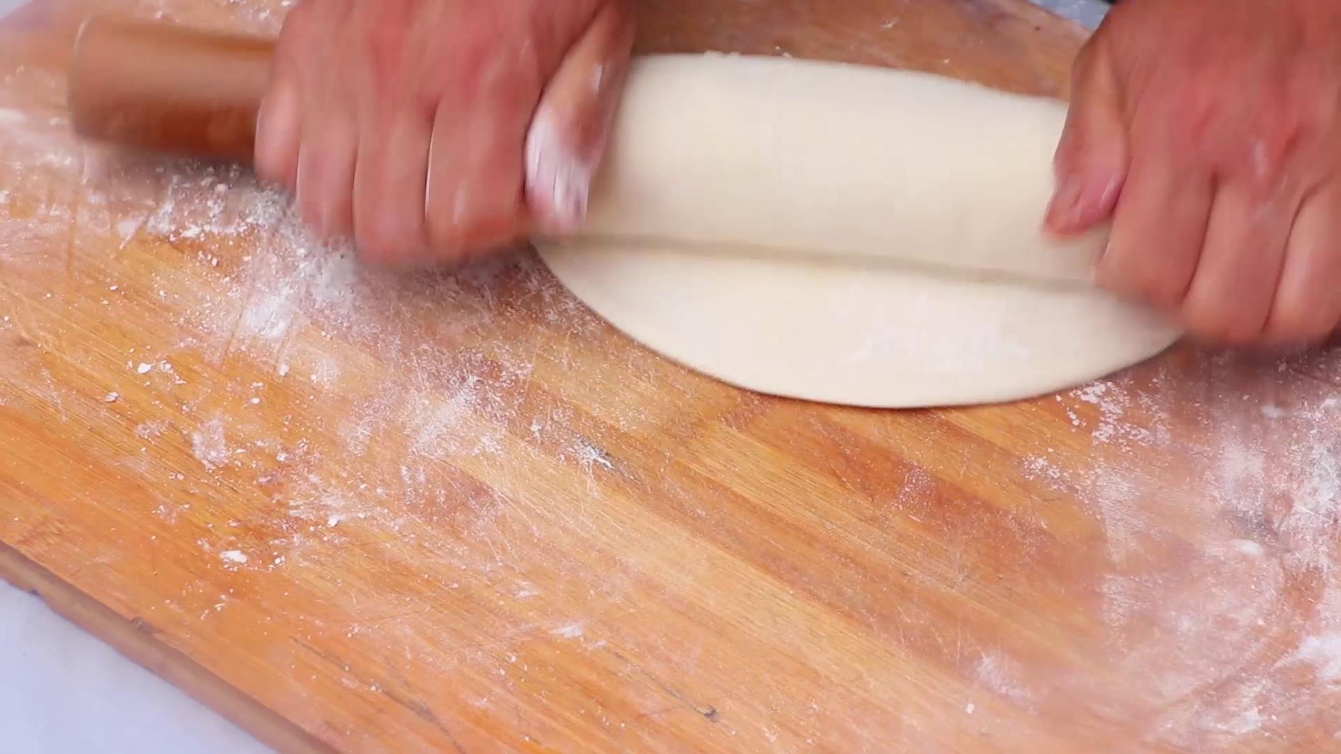 肉丝蹄花手擀面步骤,手擀面片做法步骤