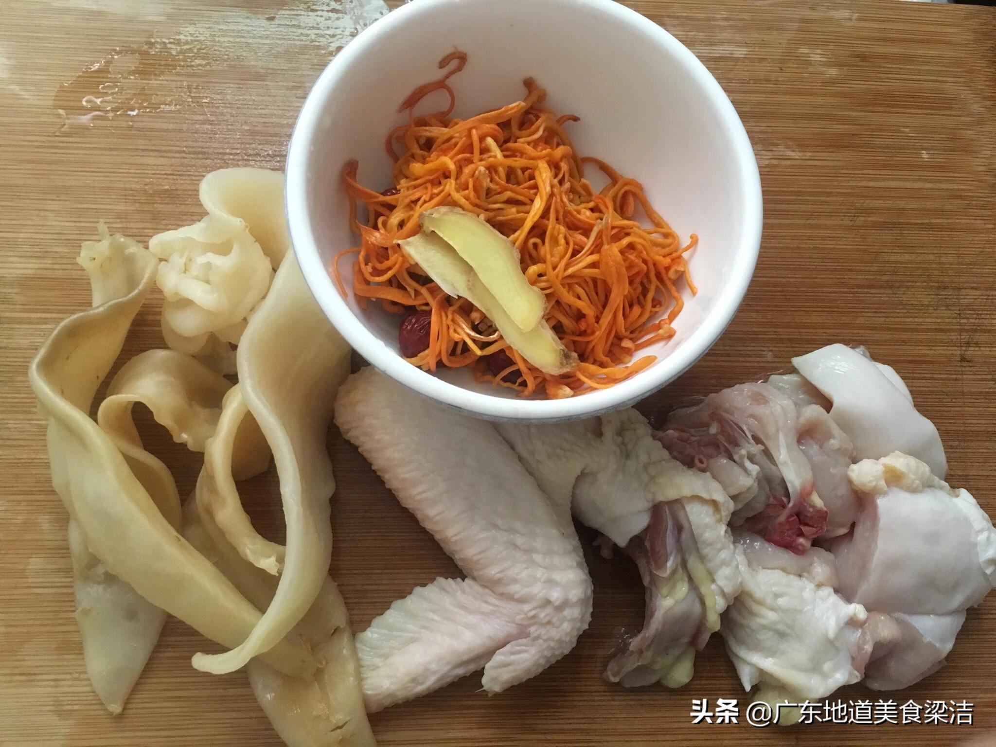 花胶虫草母鸡汤做法,广东花胶虫草花煲鸡汤的做法大全