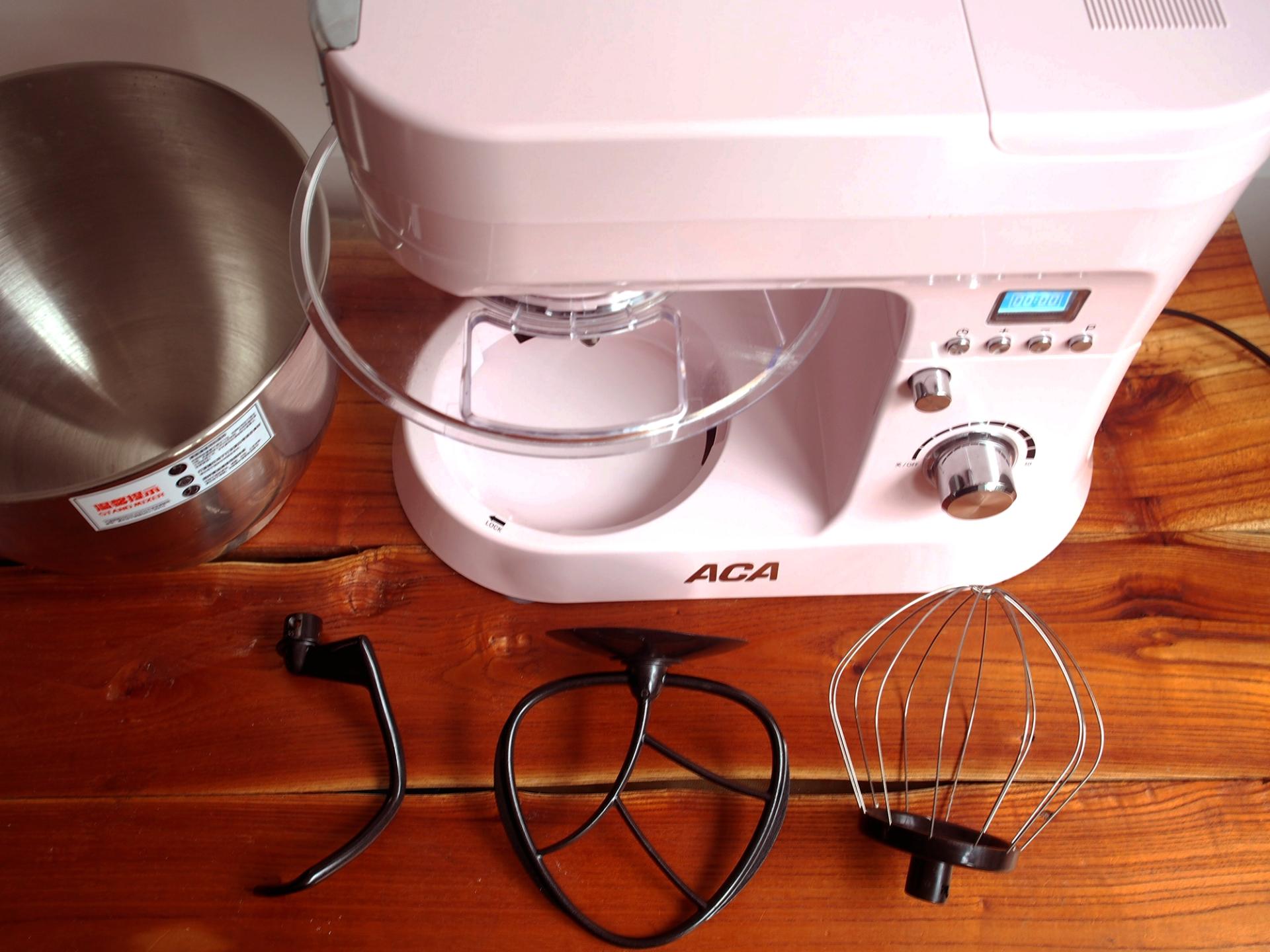 面包机好用还是厨师机好用,面包机和面和厨师机和面有区别吗