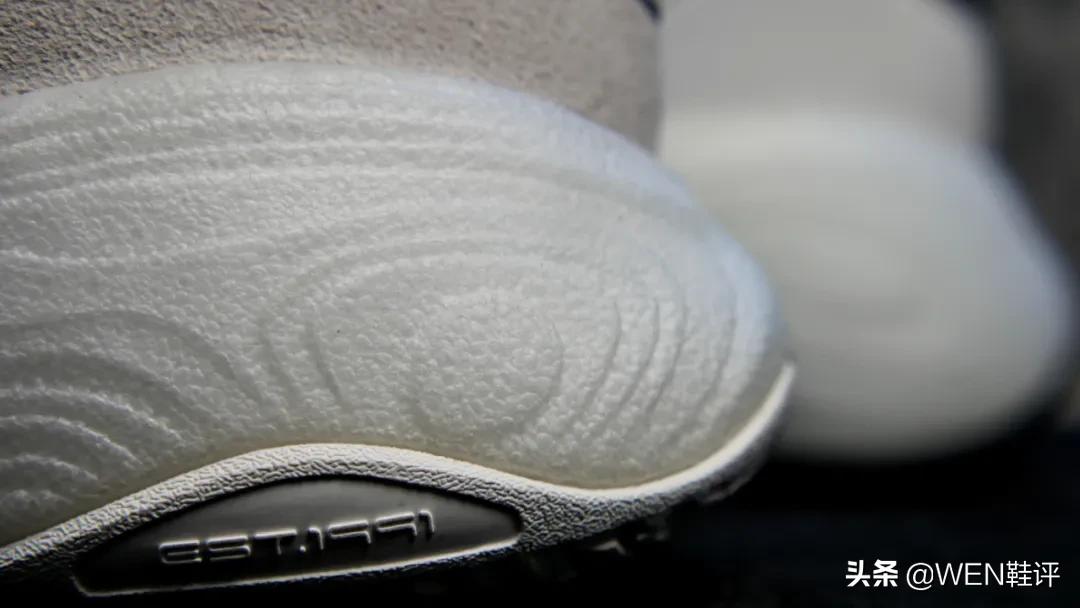 安踏水泥克星篮球鞋耐磨测试,安踏的水泥克星有多猛