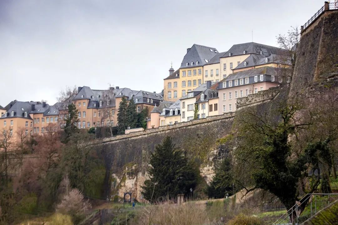 卢森堡是谁的属国,卢森堡是谁呀