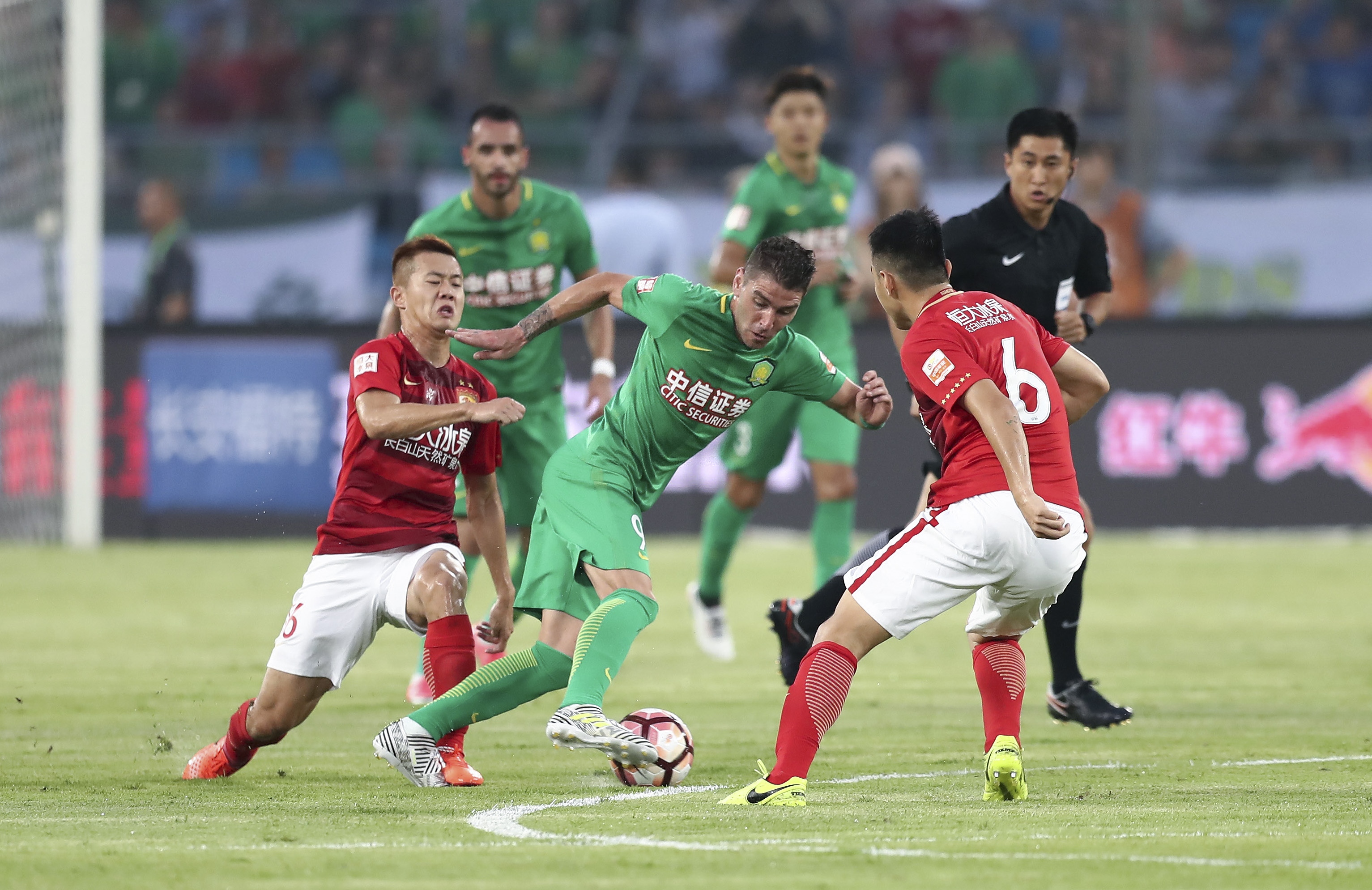 俱乐部胁迫足协，降级名额只保留1.5个，球队怎么办？